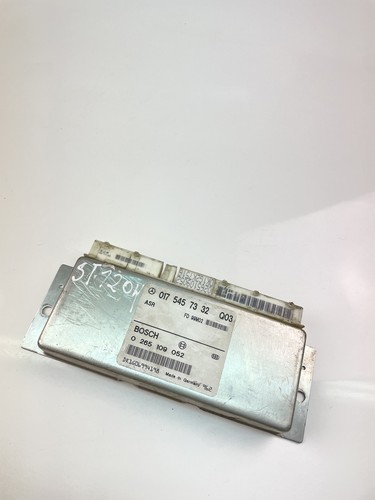 ST1204 MERCEDES-BENZ Motorsteuergerät ECU 0175457332