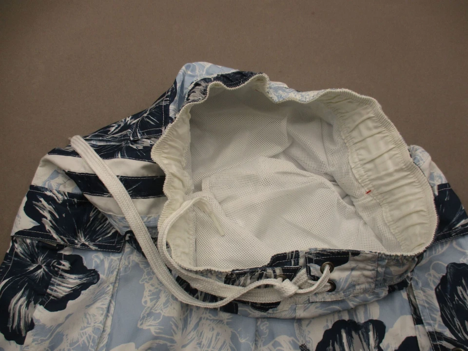 Shorts de natação MOSSIMO SUPPLY CO tamanho S masculino cintura elástica forrado com cordão 948 - Imagem 4 de 4