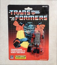 TRANSFORMERS G1 WINDCHARGER US SELLER RARE MOSC! AUTOBOT MINI BOT CAR TOY ROBOT