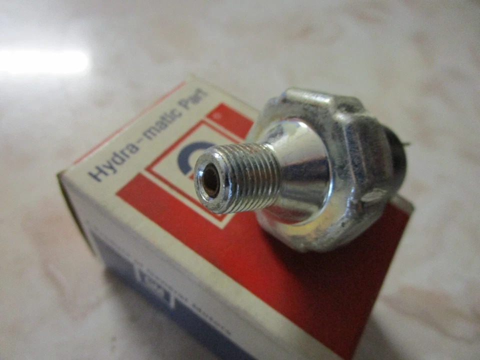 Interruptor de cuerpo de válvula de transmisión de presión Governor 1980 Pontiac, Firebird 301W NOS Foto 3 de 4