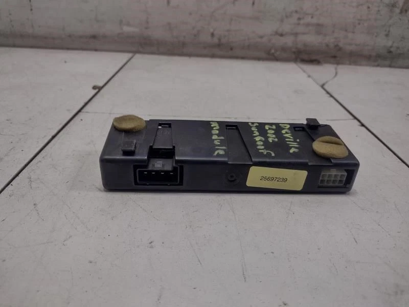 Cadillac Deville 2002 base techo corredizo módulo techo corredizo OEM+ Foto 4 de 4