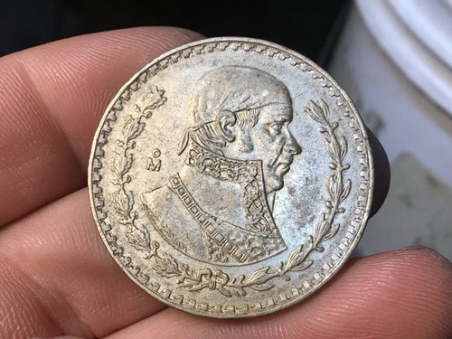 1959 Mexican Silver Dollar Coin, One Peso, Silver Mexico - Picture 2 of 2