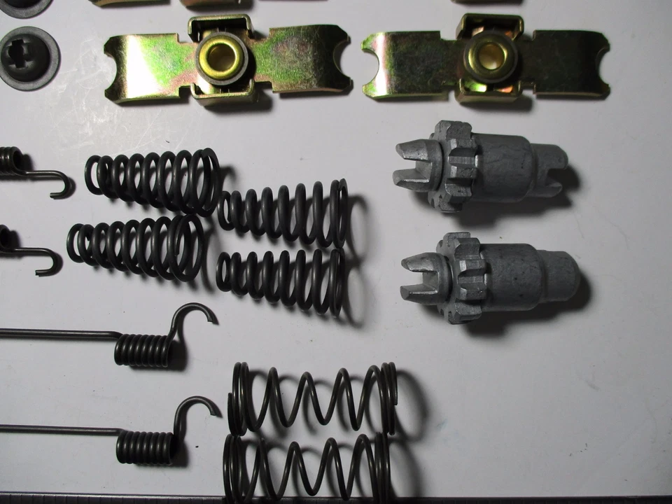 KIT COMPLETO HERRAJES FRENO EMERGENCIA TRASERO PORSCHE 911 TODAS LAS PIEZAS NUEVAS 1970-1989 Foto 4 de 4