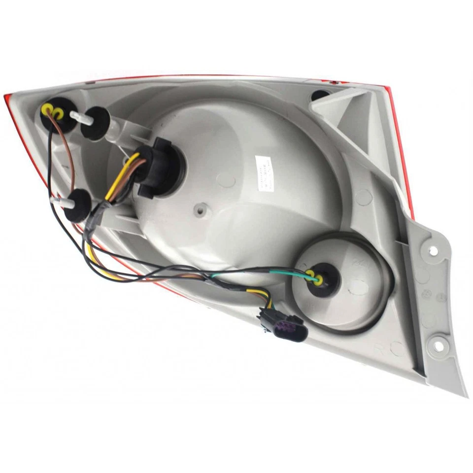 Lanterna traseira lateral passageiro Pontiac Vibe 2003-2008 GM2801192 - Imagem 2 de 4