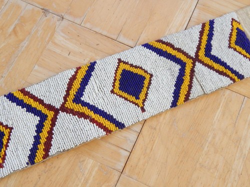 ANTIQUE / VINTAGE KAINAH (BLOOD) BLACKFEET PLAINS INDIAN WIDE BEADED BELT
