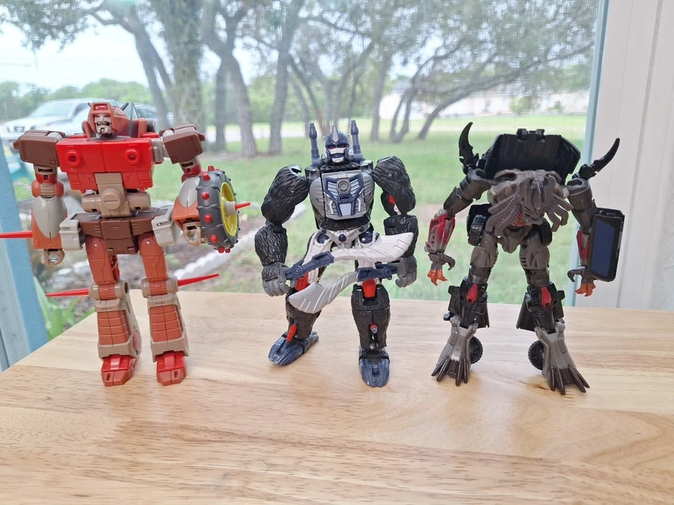 Transformers Studio Series Wreck-Gar Optimus Primal Berserker Parts Lot *read - Image 2 of 4