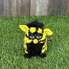1998 Tiger Electronics Furby Bumble Bee Yellow Black w/ Tag Vintage