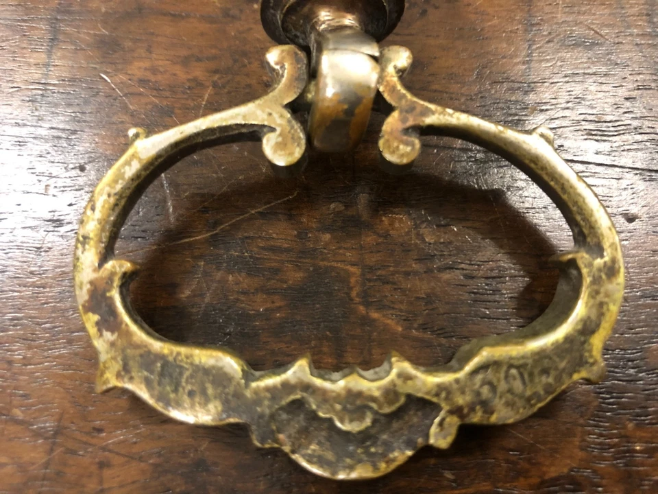 poignée de meuble ancienne en bronze - Photo 2/2
