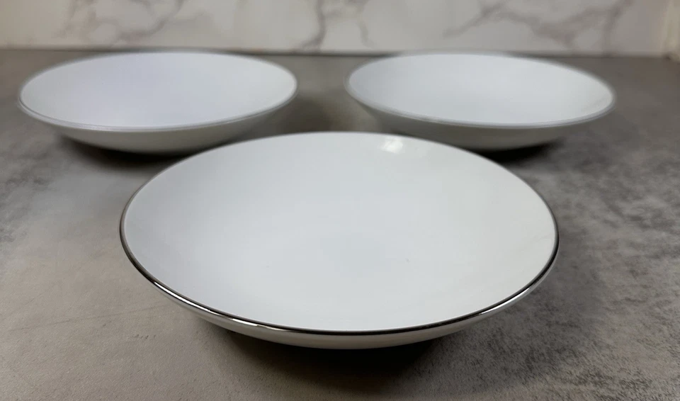 Style House Platinum Ring Berry Dessert Bowl Set of 3 5.5" White Japan - Image 2 of 4