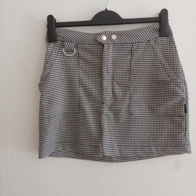 10 mini skirt check Pull Bear Black white dog tooth Size Medium