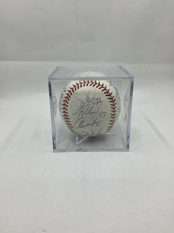 Brian Wolfe, Aaron Hill, John McDonald, Joe Inglett + 20 autos de béisbol con LOA Foto 2 de 4