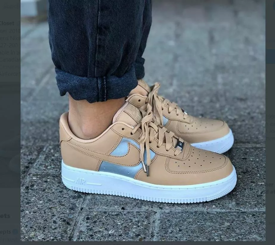 Nike Women's Air Force 1 '07 SE Premium Bio Beige/Metallic Silver