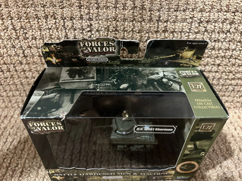 Unimax Forces of Valor 1:72 U.S. M4A1 Sherman w/Commander, No. 98540 - Image 2 of 4