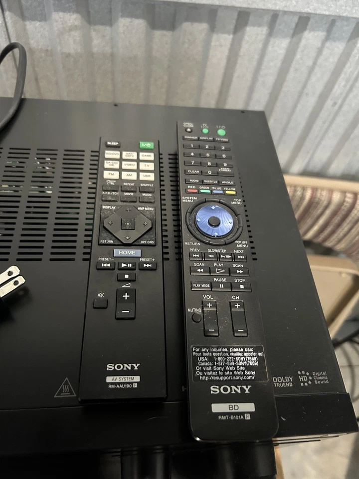 Bundled Sony STR-DH550 5.2 Channel Home Theater AV Sony Blu-Ray player w remotes - Image 2 of 4
