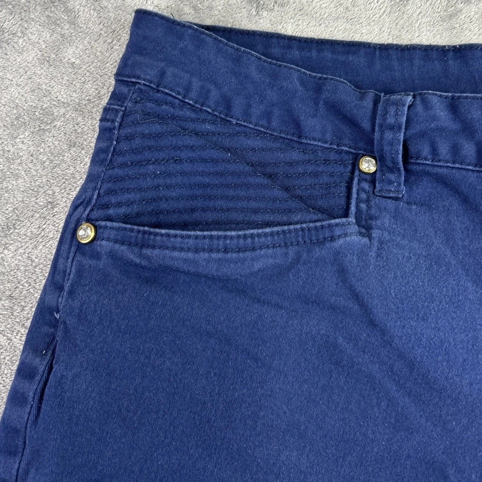 New Direction ND Weekend Women Size 16 Blue Shorts Embellished Gems Embroidered - Image 2 of 4