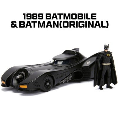 Academy Korea 1/24 Scale 1989 Batmobile & Batman Diecast Metal Mini Toy Car