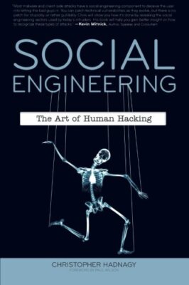 Social Engineering  by Christopher Hadnagy