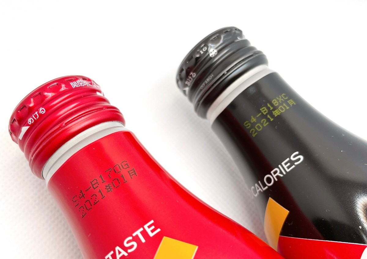 コカコーラ120thANNIVERSARY コカ・コーラ 愛されて120周年 復刻缶 展示中 in Museum of cfcj