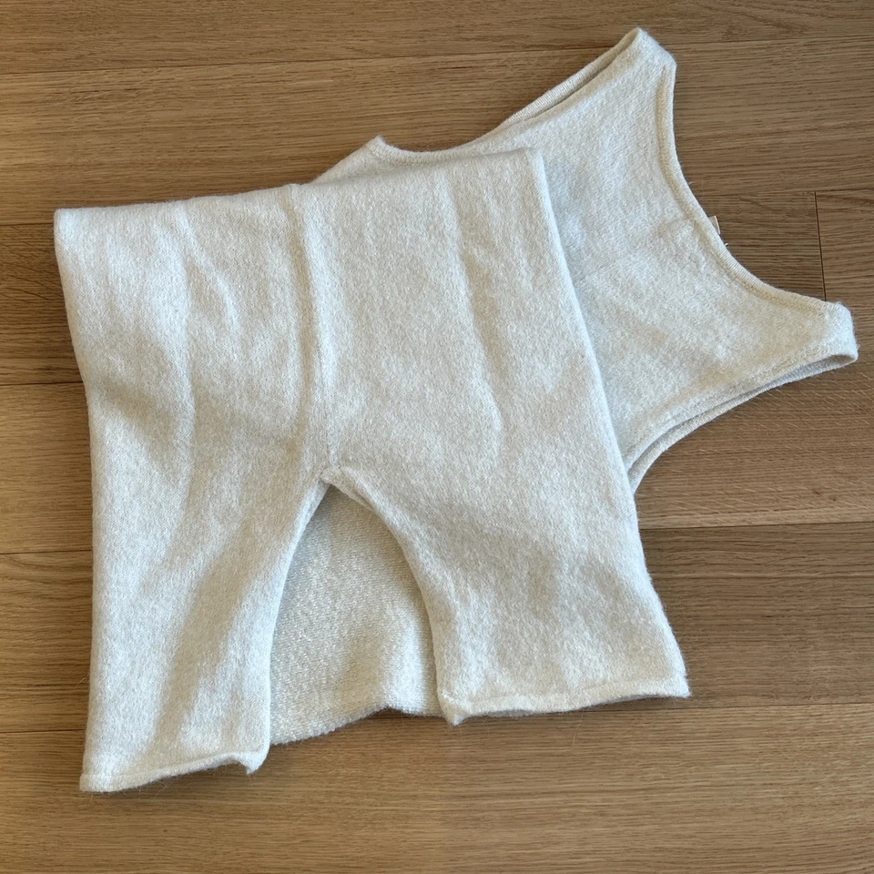 Vestido Laude the Label Marfil 100% Alpaca Mediano Hecho a Mano en Perú Corte Recto Foto 3 de 4