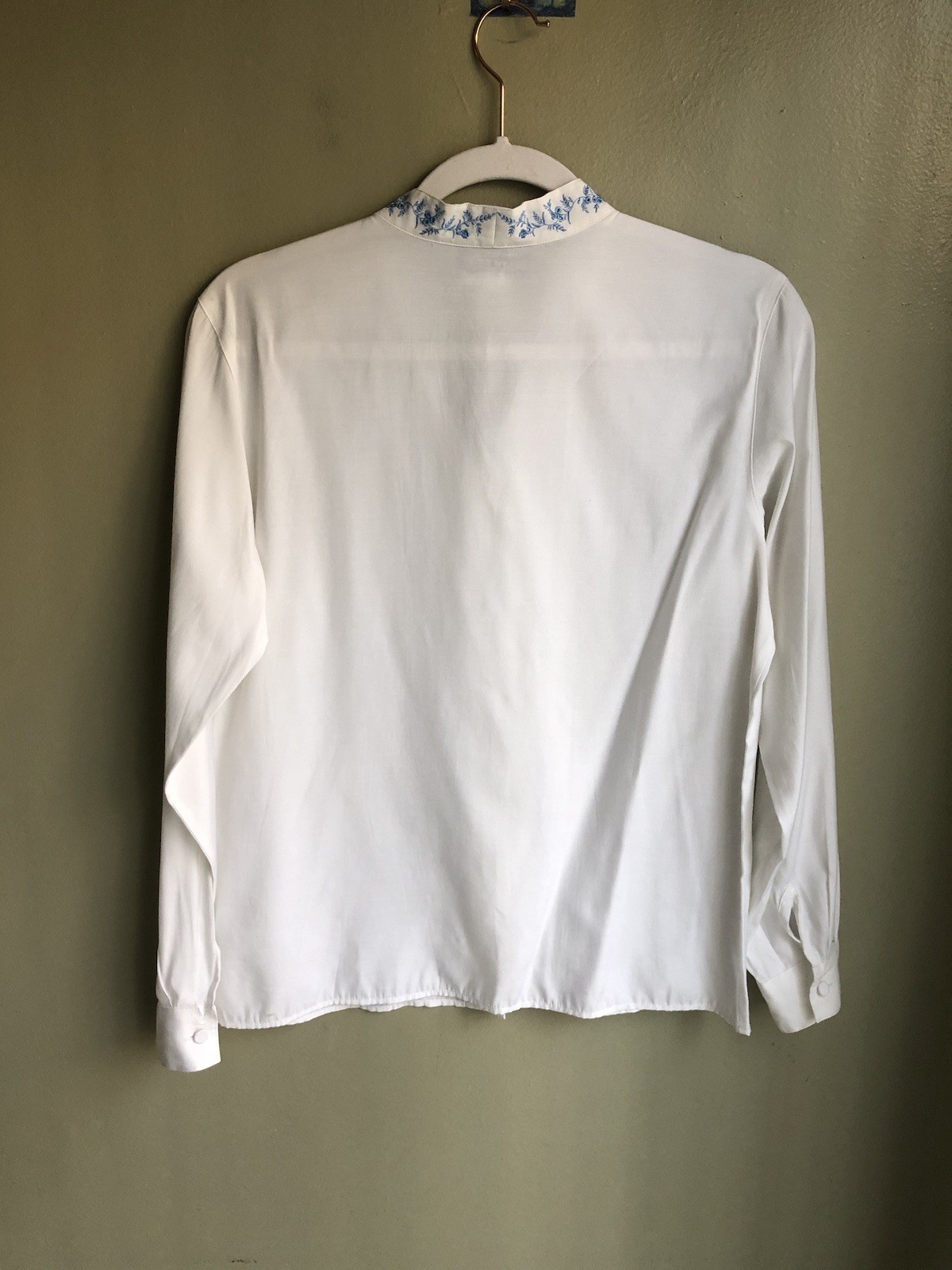 Pendleton Button-Front Embroidered Blouse Size: 4 - image 2