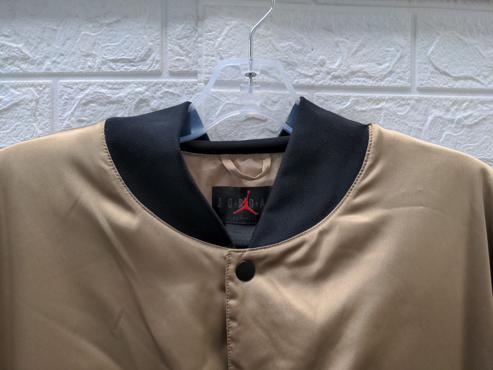 New Jordan Bomber Jacket Varsity Unisex Sz XXL image 3