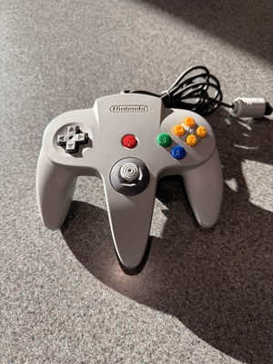 Nintendo VJ202GY001 N64 Controller