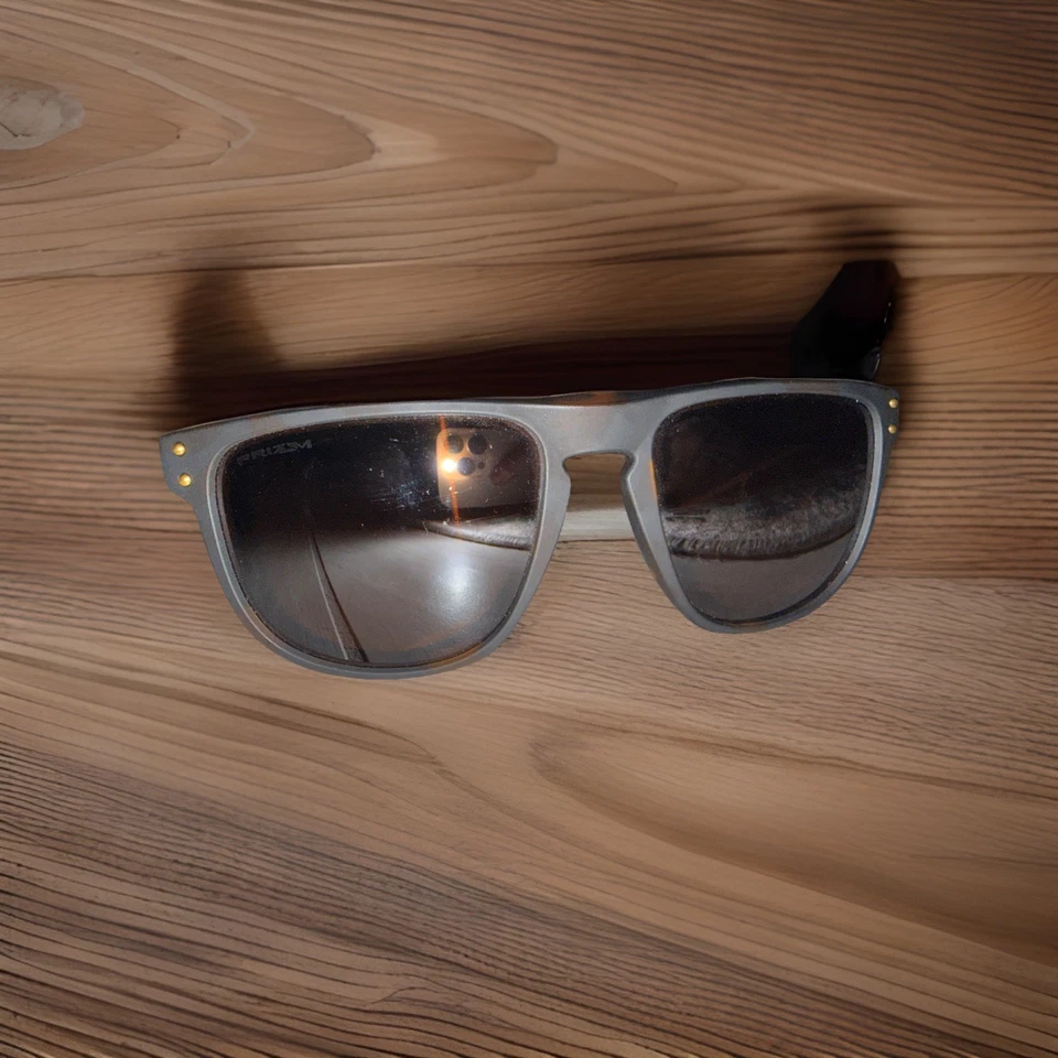 Oakley Holbrook POLARIZED Sonnenbrille Sunglasses Wood Braun Lens Neuwertig - Bild 2 von 4