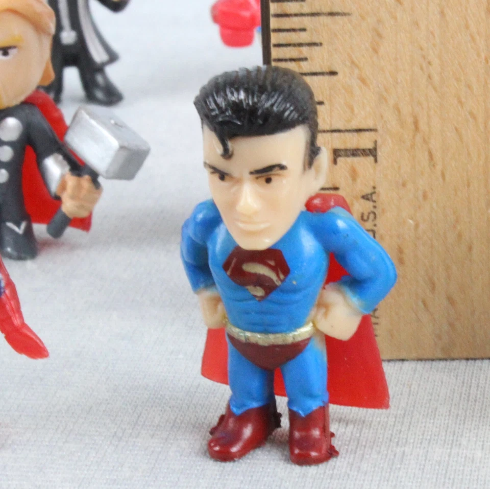 Мини-фигурка Marvel Avengers DC Super Heroes лот из 12 Hulk Iron Spider Super Man - Изображение 3 из 4