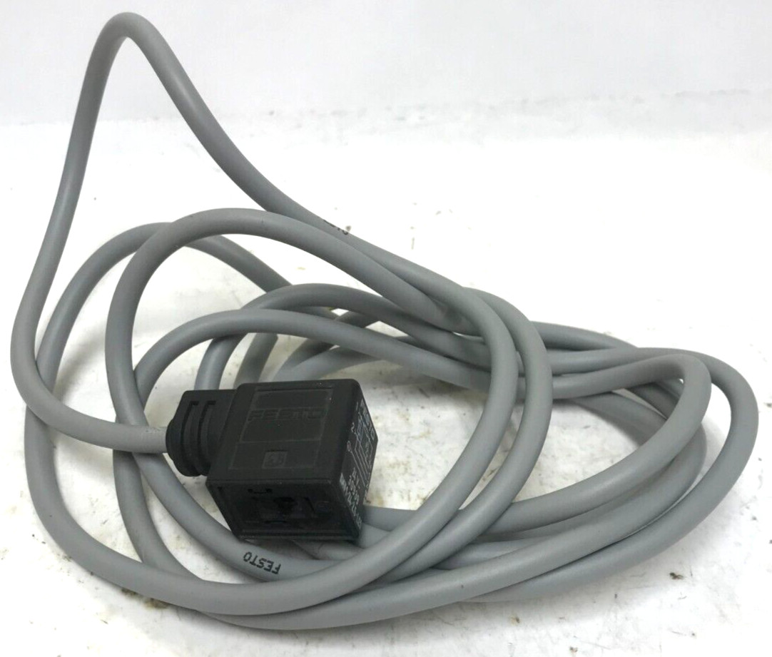 FESTO 8FT CABLE WITH SOCK 30939