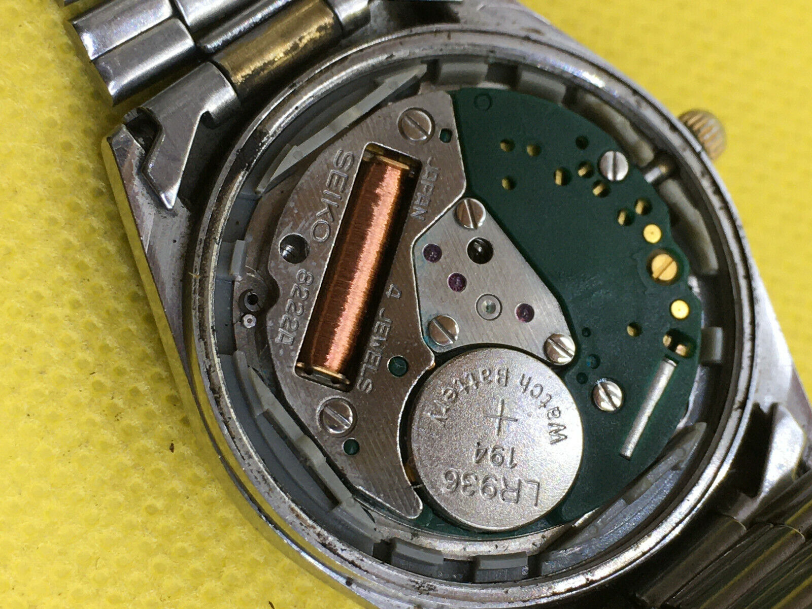 Seiko 8222-6020 Japan Quartz Watch