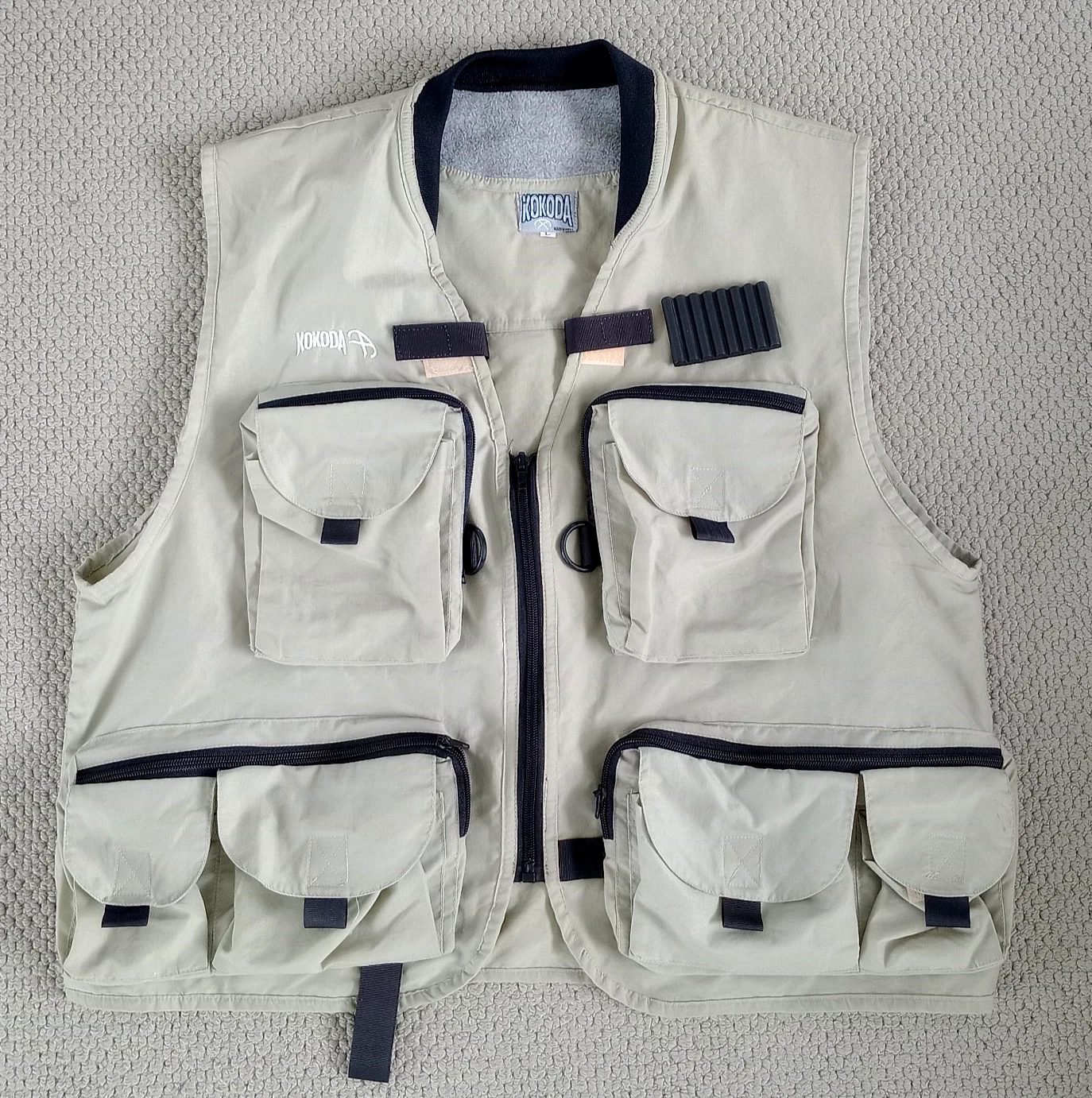 Fishing Vest Kokoda Hunting Vest light weight multiple pockets Mens Large
