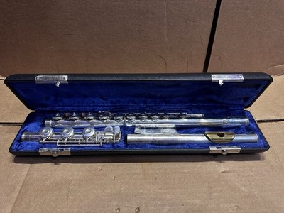 Gemeinhardt 3SB Intermediate Flute   Solid Silver   Gold-Plated Lip Plate