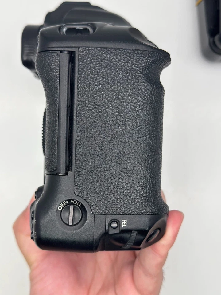 Canon EOS 1Ds Mark III DSLR Camera Body 21MP Full Frame Pro Tested - Image 4 of 4