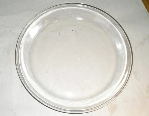 Vintage Anchor Hocking Pie Plate - 10 inch Glass Ovenware - #462