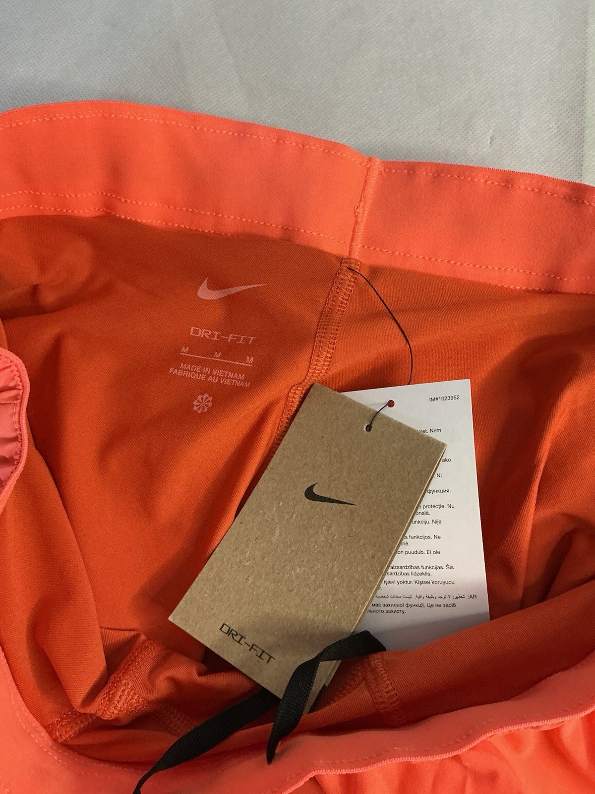 Nike Challenger Unisex Mens Ladies Gym Shorts Running Bnwt Size Medium Orange image 5