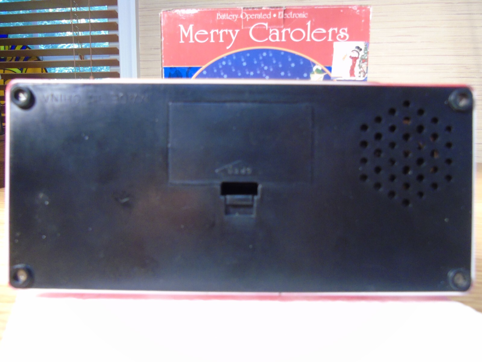 MERRY CAROLERS Carolers Sing "Jingle Bells" As Their Heads Turn eBay