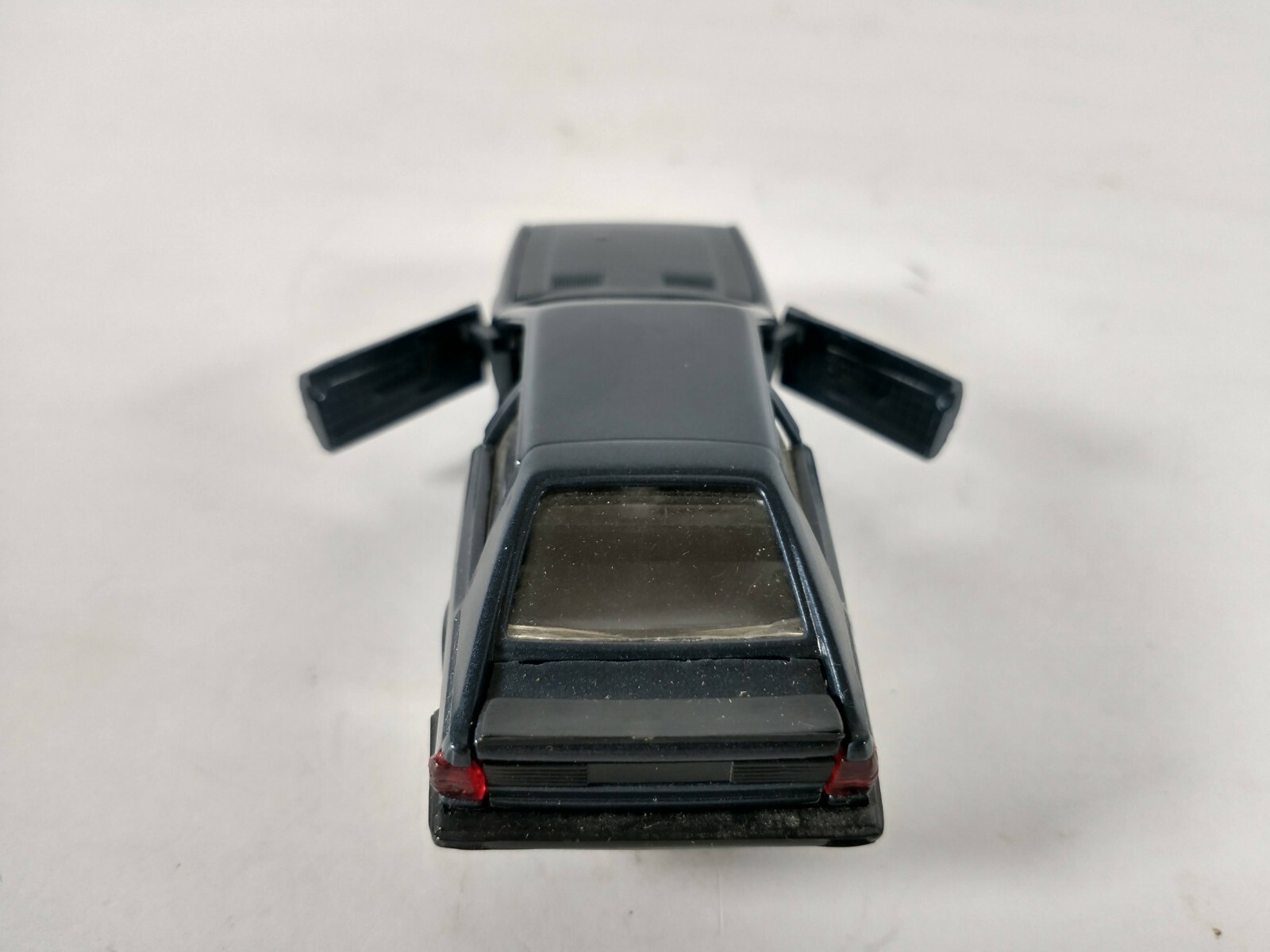 Picture 9 of 12