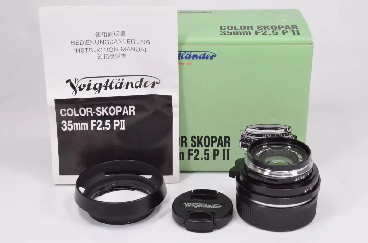 円高還元 Voigtlander COLOR-SKOPAR 35mm F2.5 P II レンズ(単焦点