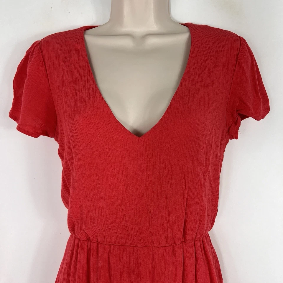 Vestido Wayf para mujer XS manga corta cuello en V línea A debajo de la rodilla calce y acampanado rosa Foto 2 de 4