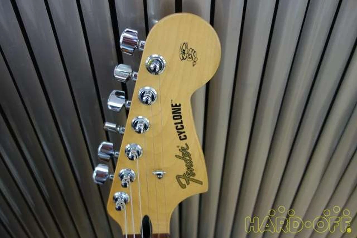 FENDER USA CYCLONE Electric Guitar