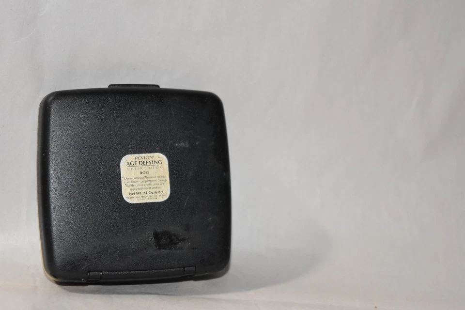 Revlon Age Defying Cheek Color - Rose - Imperfect - Image 4 of 4