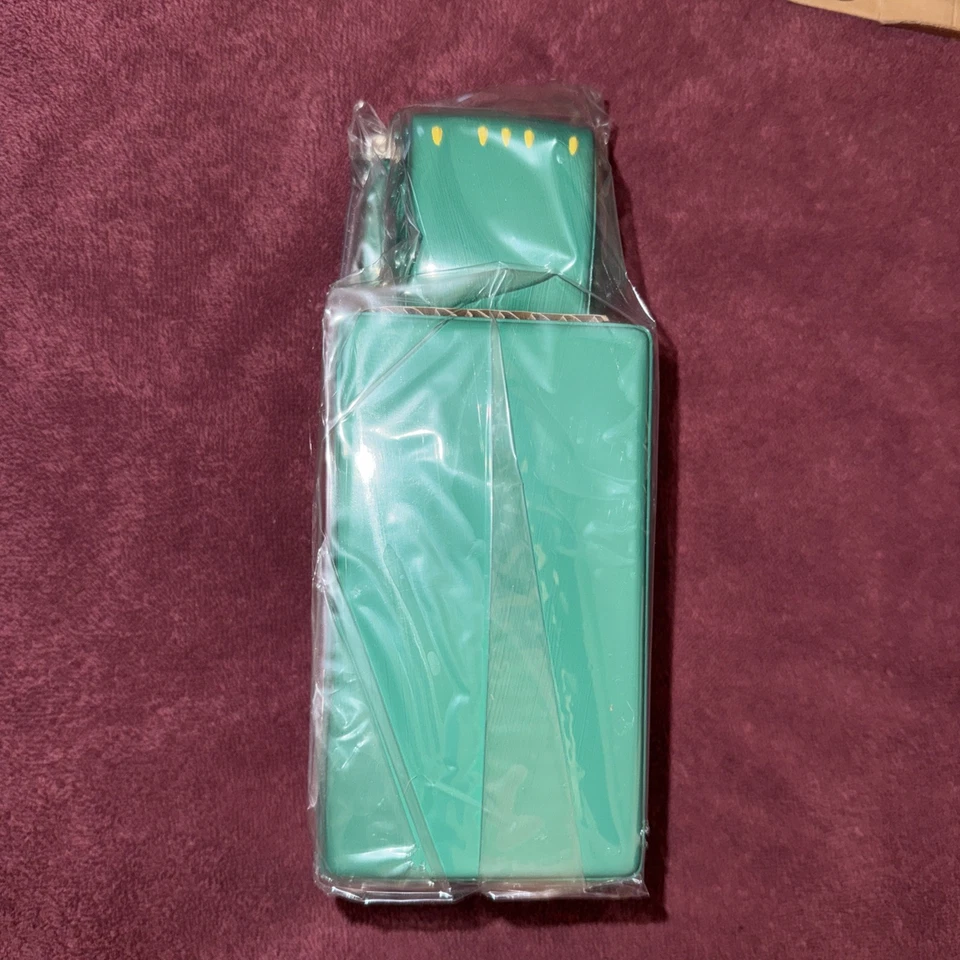 Raro camión Ertl 1949 blanco cabina inclinable metal fundido a presión "BGE Home" coleccionable NUEVO Foto 3 de 4