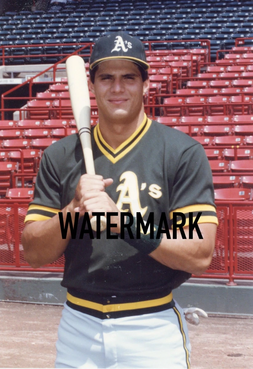 Oakland Athletics Baseball 1986 Vintage Sports Memorabilia for