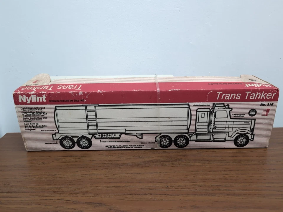 Vintage Original Nylint Freightliner Semi Truck Versatile Tractor 836 - Image 4 of 4