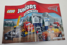 LEGO Smokey's Garage 10743 CARS 3 Juniors 100% Complete