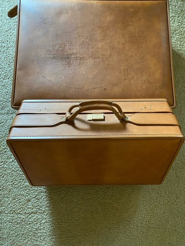 Vintage Hartmann Luggage Set Of 2 Belted Brown Leather Paisley Lined 24” + 20” - Picture 3 of 21