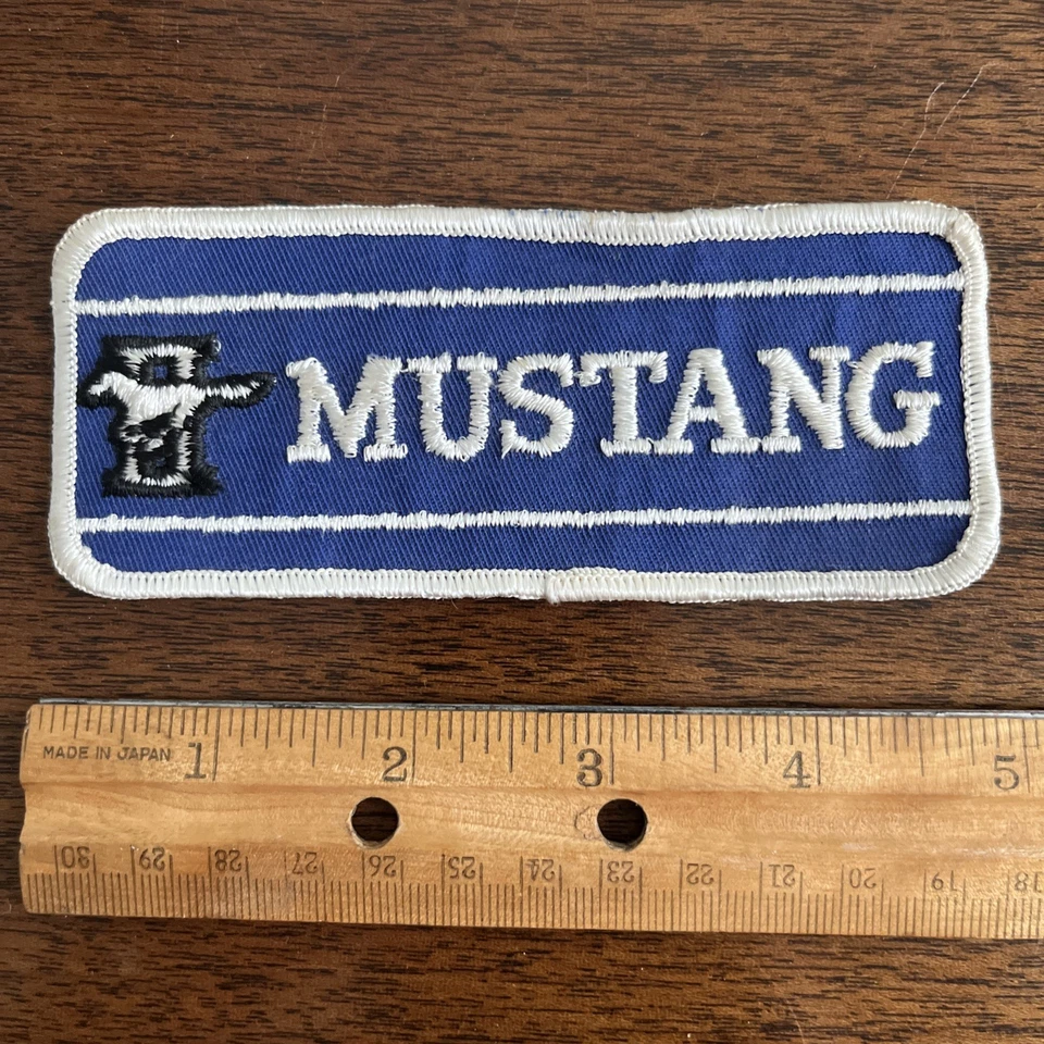Parche vintage para coser Ford Mustang II 1974-1978 5x2" Foto 3 de 4