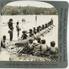 Nuova Guinea lunga canoa stereoview anni 20 Australia barca indigena nativa arte E860