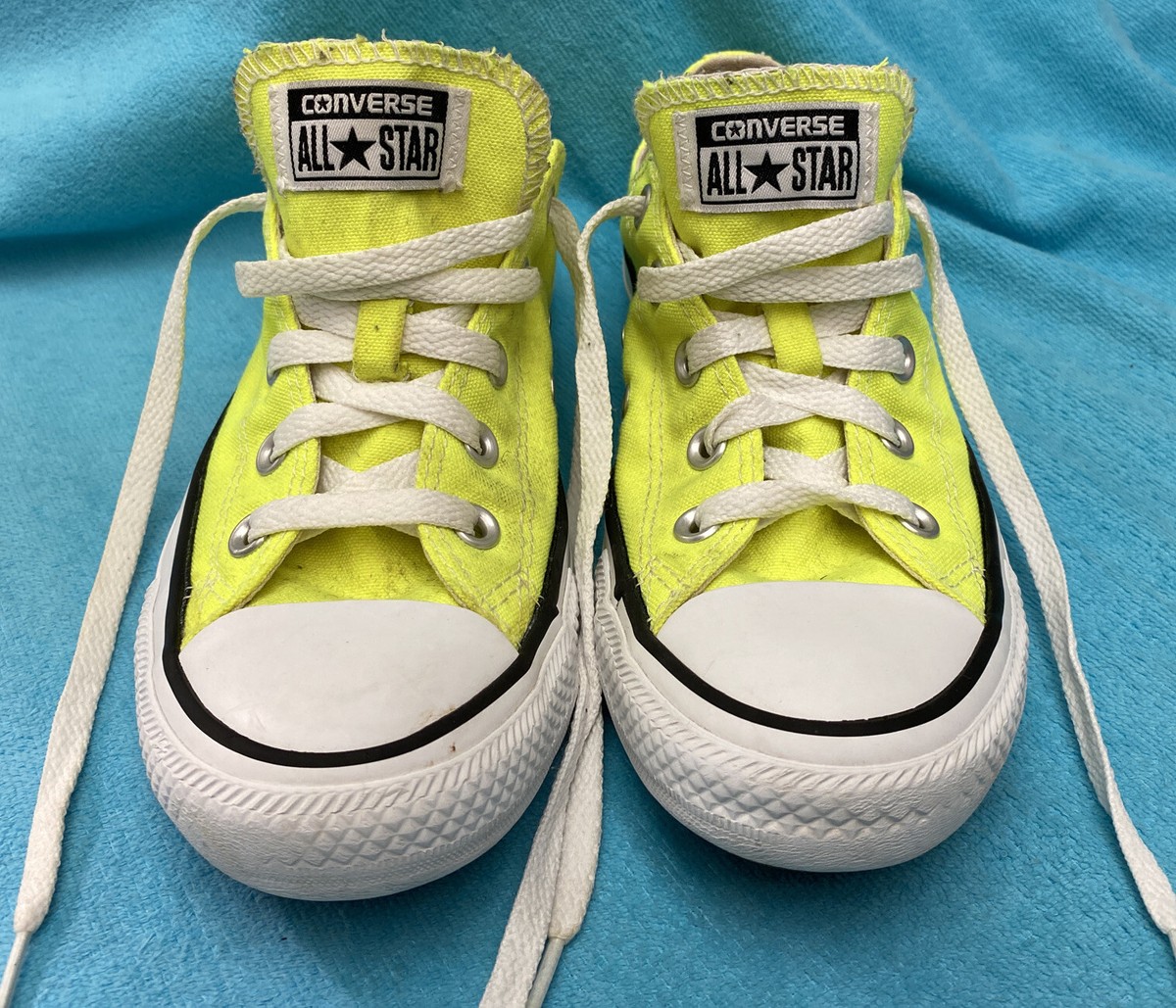 Converse Chuck Taylor All Star Low /Mustard Lace Up Men\'s Size 12 Converse Chuck 70 Ox Desert Marigold Yellow Suede Mens Size  main image 2
