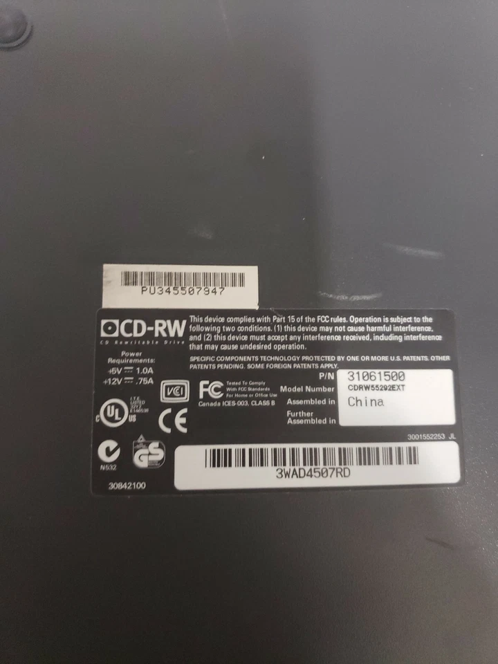 Iomega CD CD-R/RW External USB Drive missing power pack - Image 4 of 4